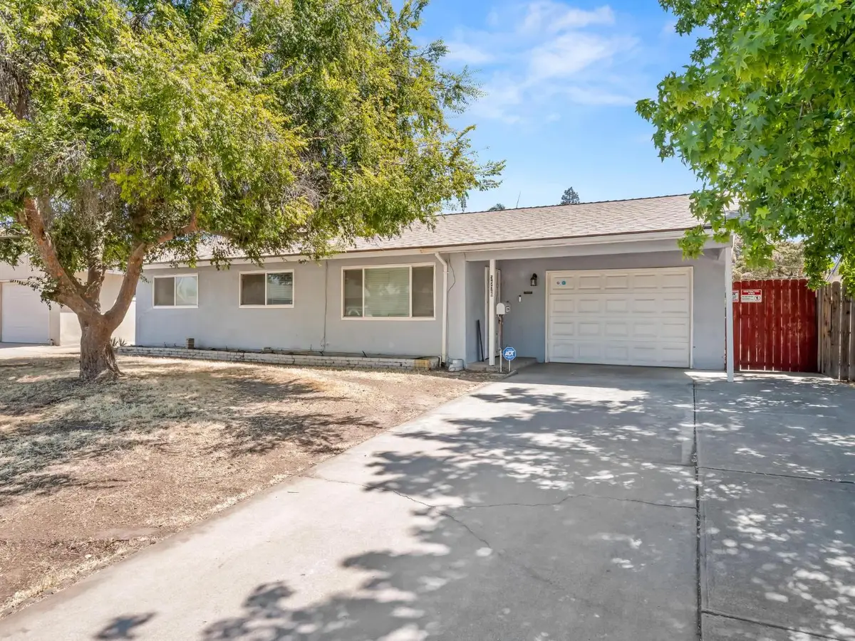 3576 N Marks Avenue, Fresno, CA 93722 - #1