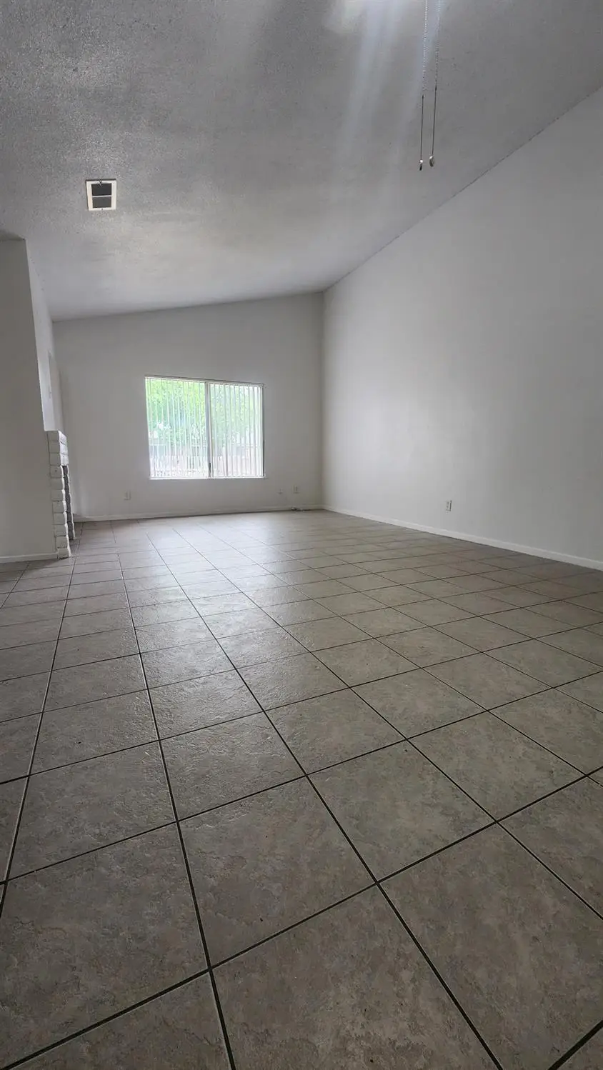 665 S Coalinga Street, Coalinga, CA 93210 - #2
