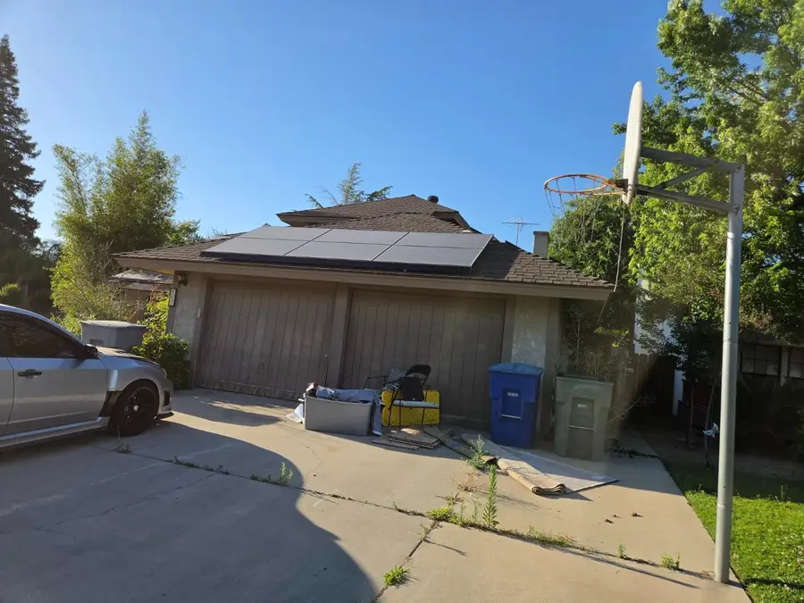 467 W Tenaya Avenue, Clovis, CA 93612 - #2