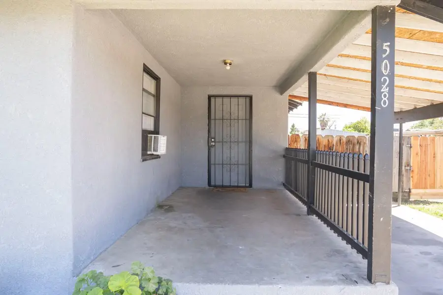5028 E Balch Avenue, Fresno, CA 93727 - #3