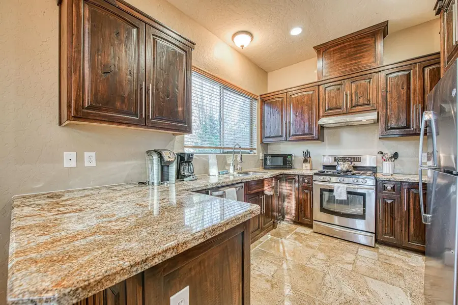 40722 Village Pass Ln, Shaver Lake, CA 93664 - #3