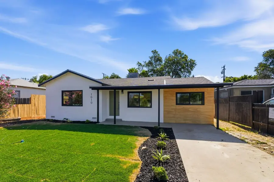 1010 N Turner Street, Visalia, CA 93291 - #3
