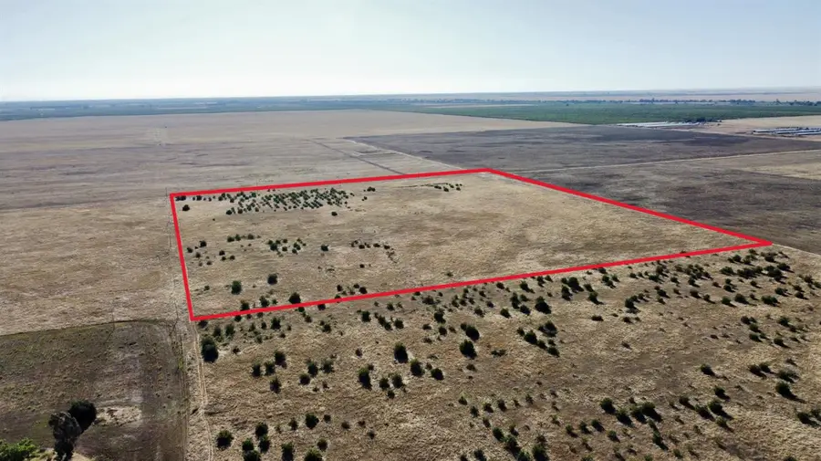 1 Road 27, Chowchilla, CA 93610 - #2