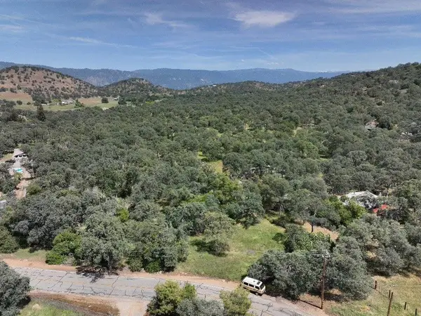 144 Sage Lane, Yokuts Valley, CA 93675