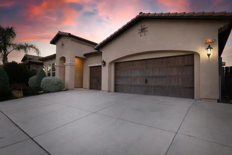 6638 W Kadota Avenue, Fresno, CA 93723 - #3