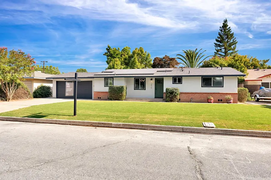 1415 Winter St, Kingsburg, CA 93631 - #3