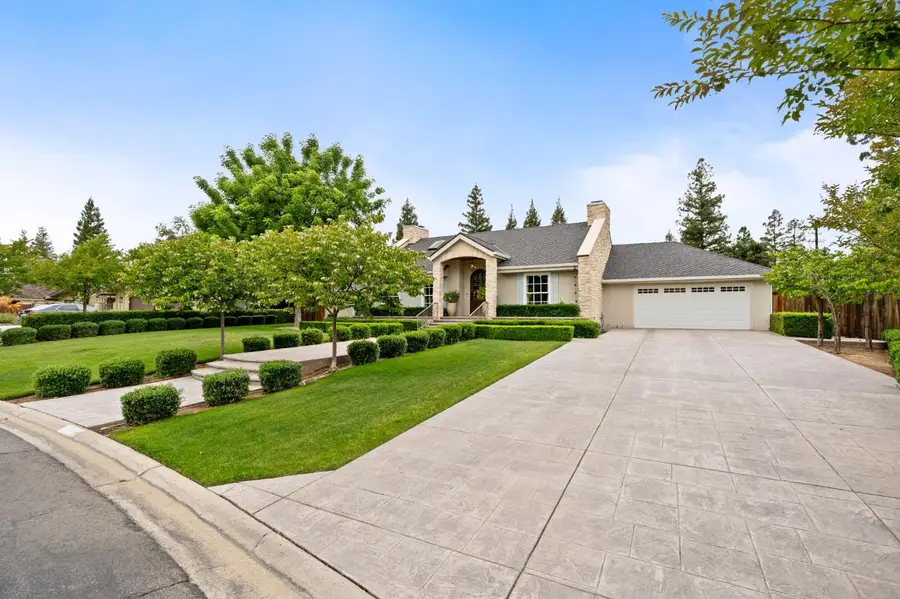 7550 N Spy Glass Avenue, Fresno, CA 93711 - #2