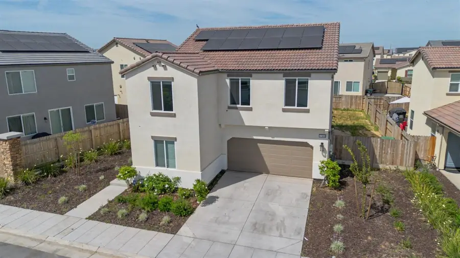1183 Ponderosa Way W, Madera, CA 93636 - #2