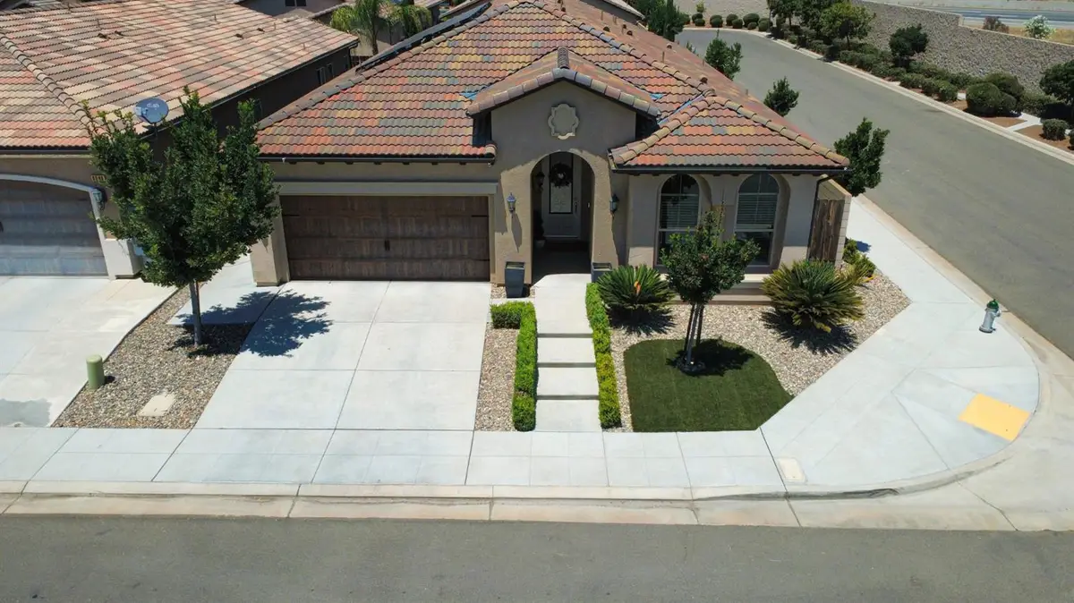 6572 W Stuart Avenue, Fresno, CA 93723 - #1
