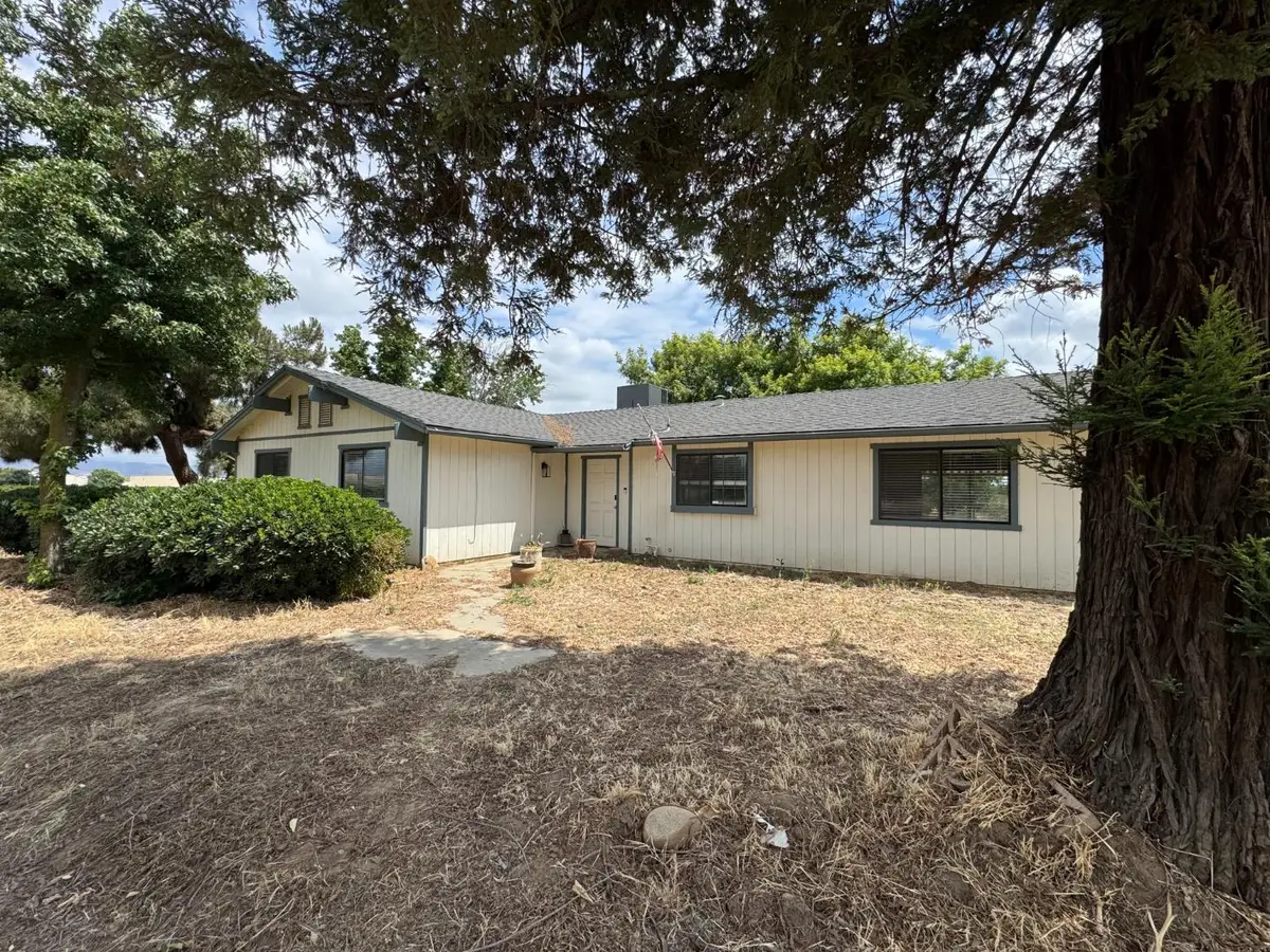 21293 E American, Reedley, CA 92654 - #1