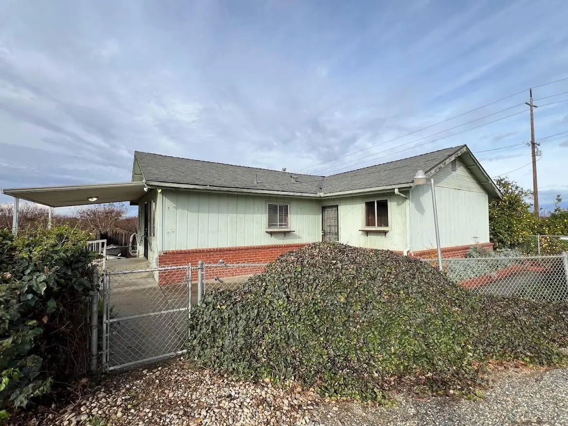 16109 E Manning, Reedley, CA 93654 - #1