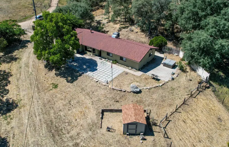 27386 Twin Ponds Road, Clovis, CA 93619 - #3