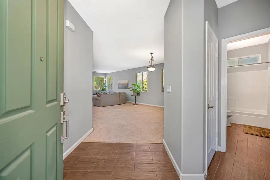 6 Carver Court, Sacramento, CA 95835 - #2