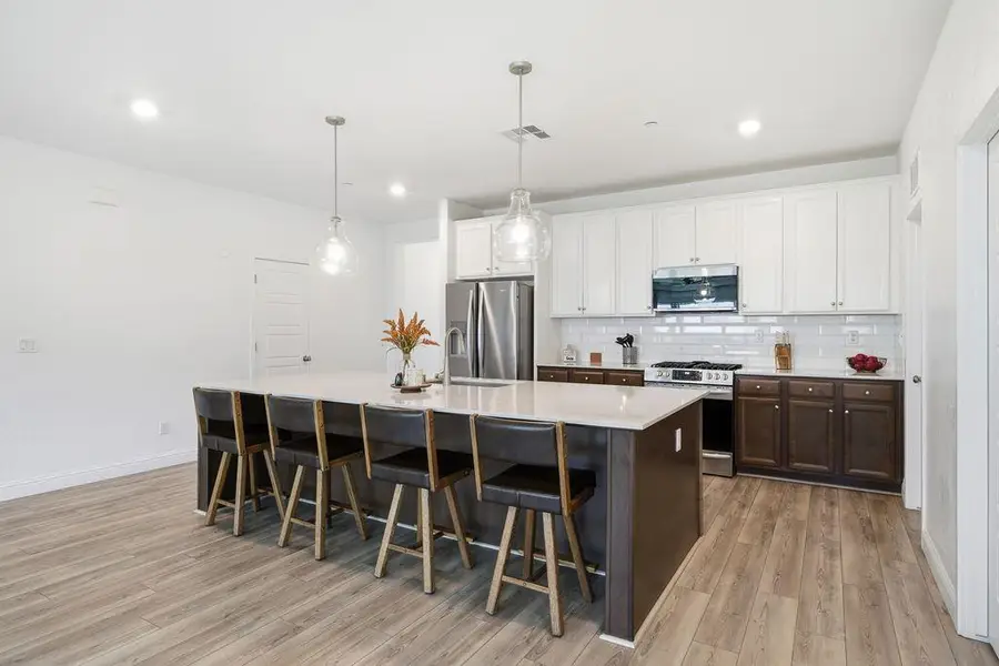 5836 E Pitt Avenue, Fresno, CA 93727 - #3