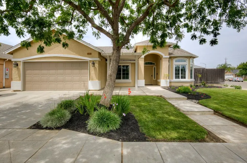 5048 W Brown Avenue, Fresno, CA 93722 - #1