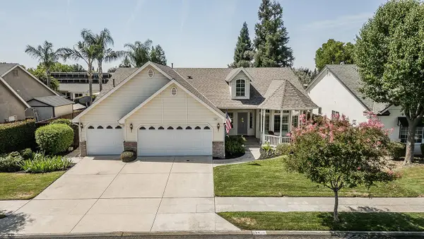 594 Loyola Avenue, Clovis, CA 93619