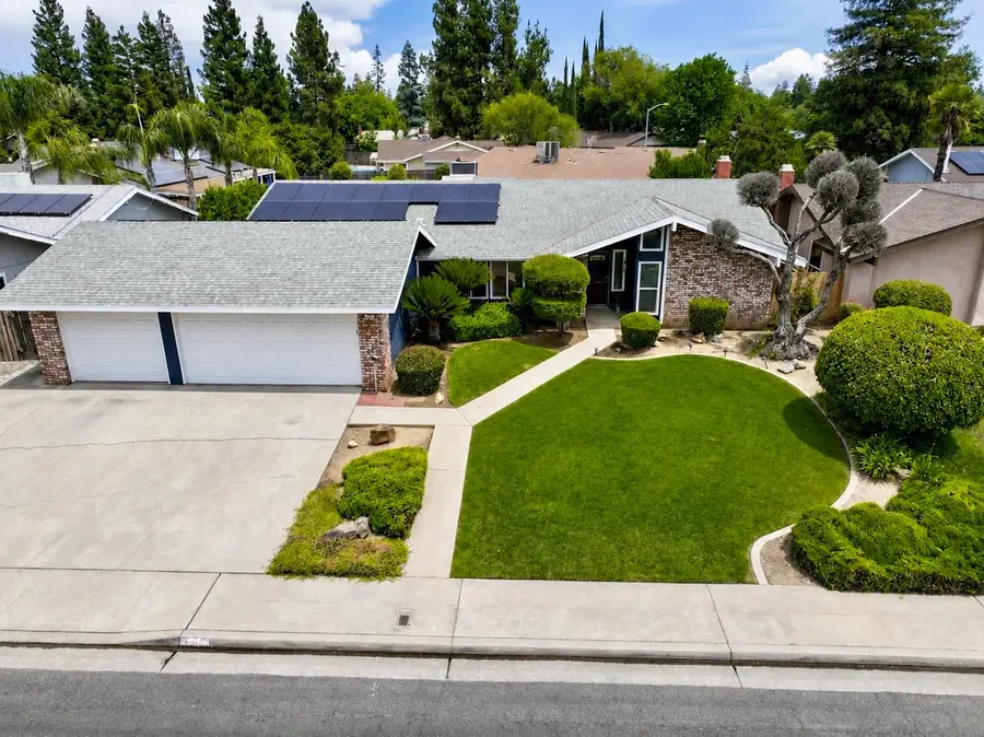 435 Bliss Avenue, Clovis, CA 93611 - #2