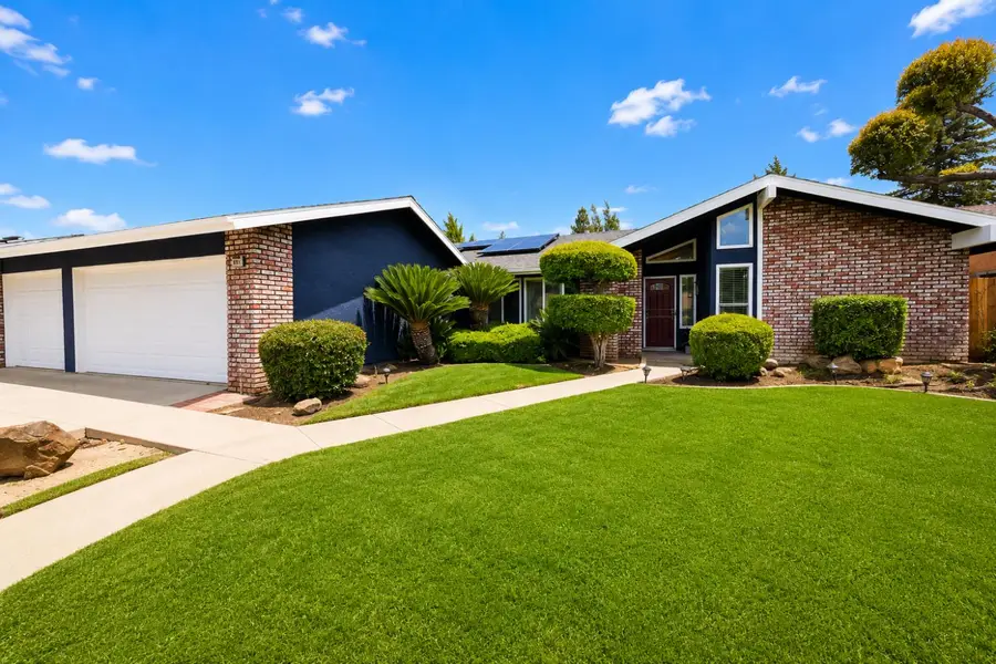 435 Bliss Avenue, Clovis, CA 93611 - #3