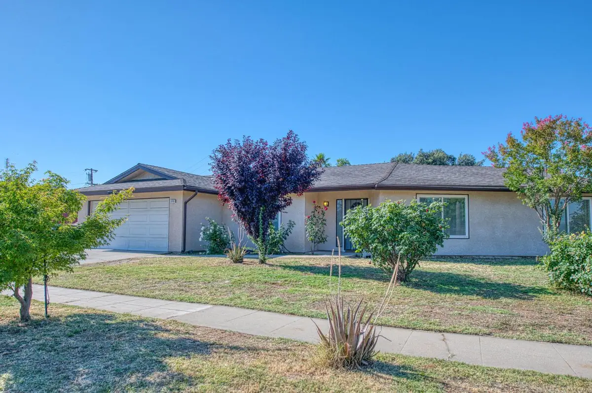 2335 W Cornell Avenue, Fresno, CA 93705 - #1