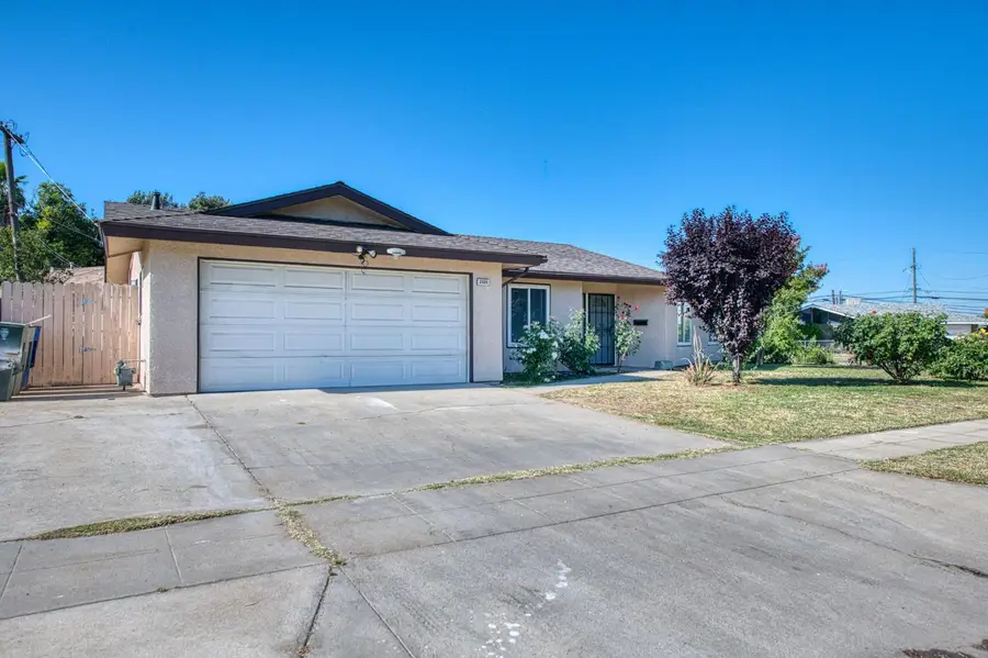 2335 W Cornell Avenue, Fresno, CA 93705 - #3