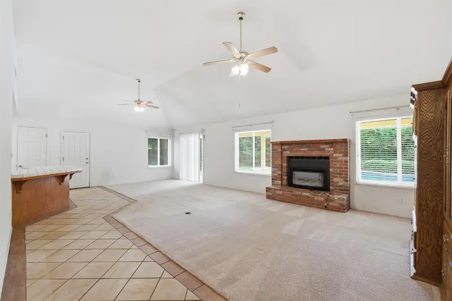 1710 S Homsy Avenue, Fresno, CA 93727 - #3