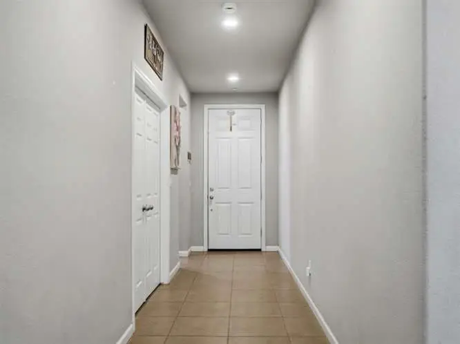 899 Blackwood Avenue, Clovis, CA 93619 - #3