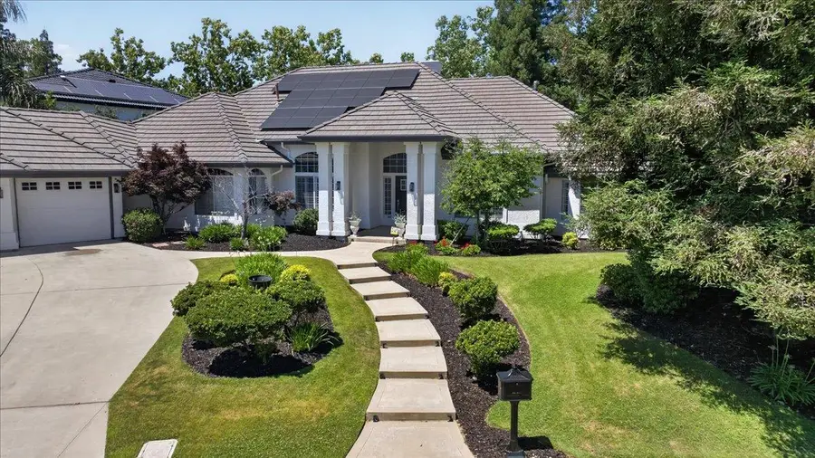 1306 E Valley Forge Drive, Fresno, CA 93720 - #2