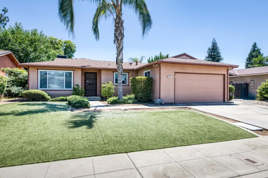 1504 Scott Avenue, Clovis, CA 93611 - #2
