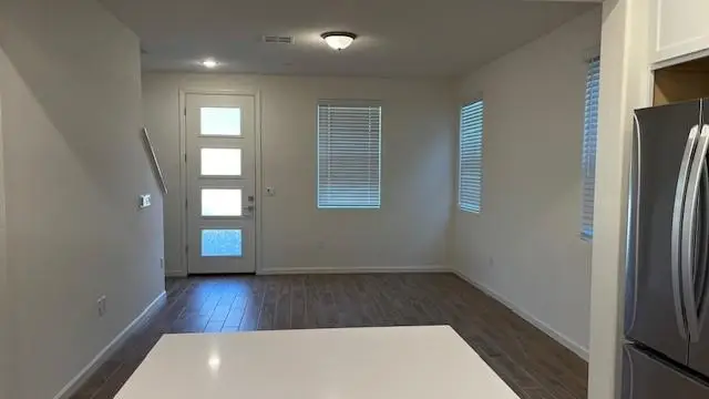 6576 E Clingstone Dr, Fresno, CA 93727 - #2
