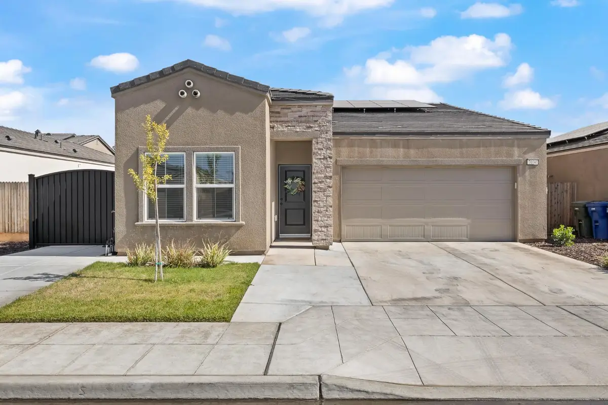 7034 W Willis Avenue, Fresno, CA 93723 - #1