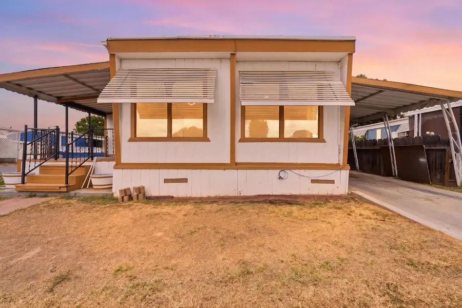 852 E Grangeville Boulevard #SPC62, Hanford, CA 93230 - #2
