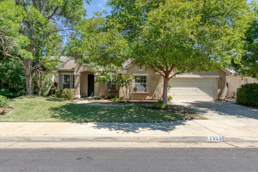 2959 Swift Avenue, Clovis, CA 93611 - #2