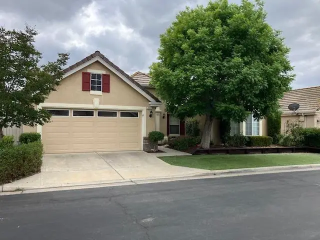 2157 W Rue St. Michel, Fresno, CA 93711 - #1