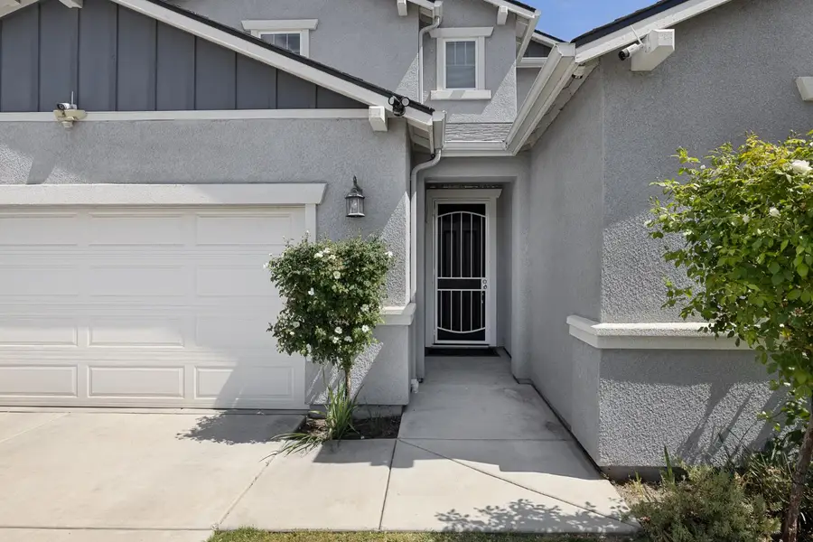 6305 W Pico Avenue, Fresno, CA 93723 - #2