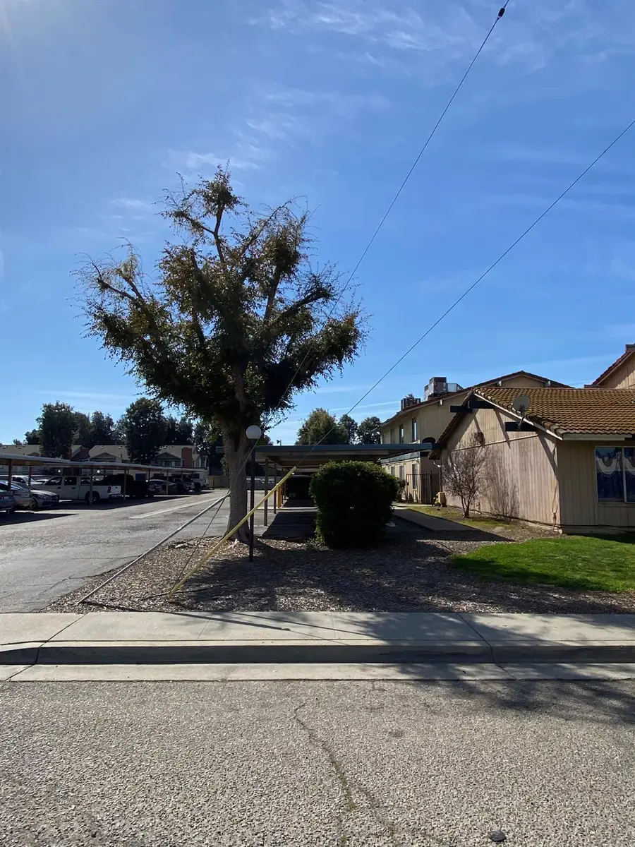 657 W Parlier Avenue #114, Reedley, CA 93654 - #3