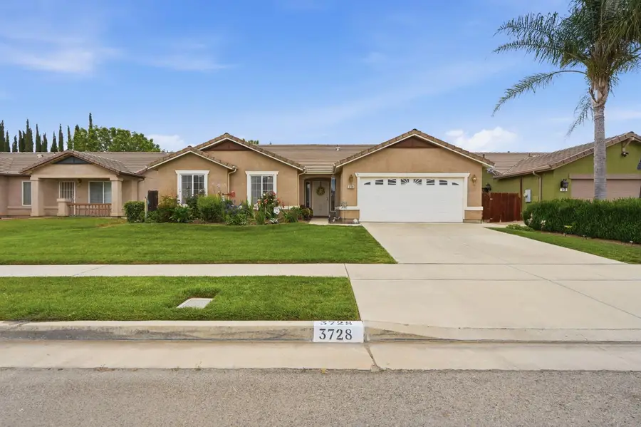 3728 E School Avenue, Visalia, CA 93292 - #3