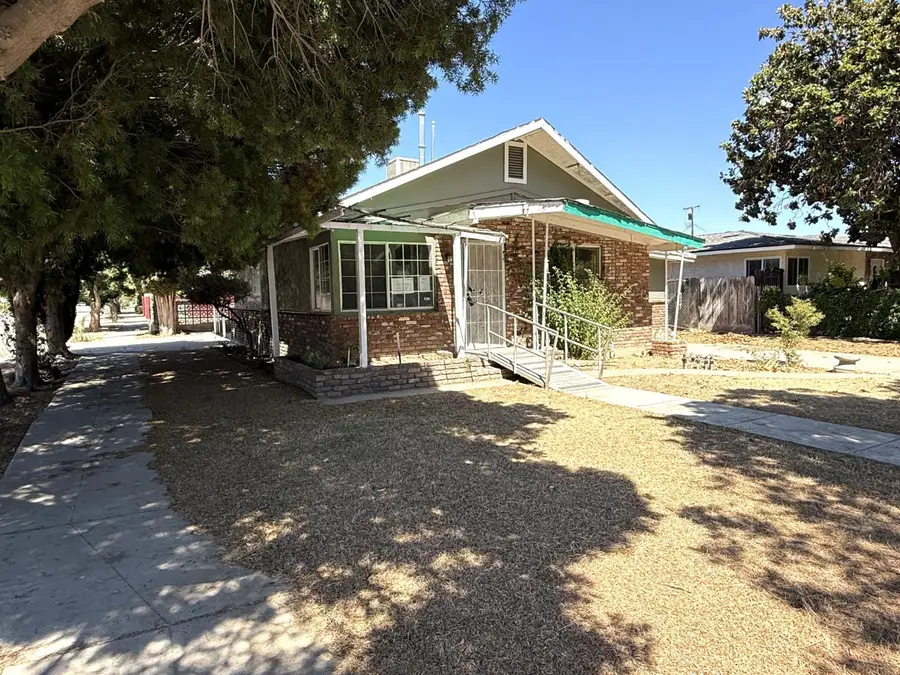 901 S C Street, Madera, CA 93638 - #3