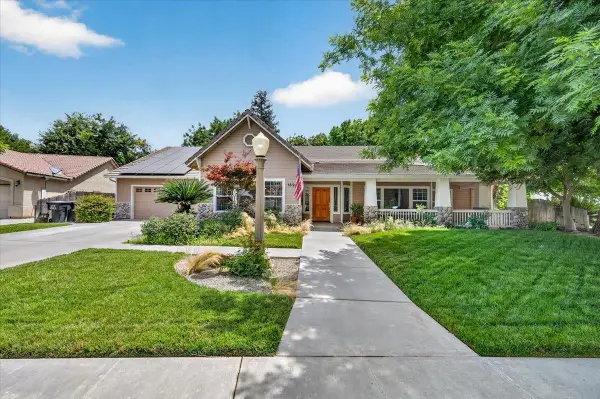 1528 S Exeter Court, Visalia, CA 93292