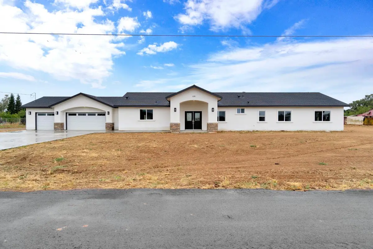 17753 Seabright Dr., Madera, CA 93638 - #1