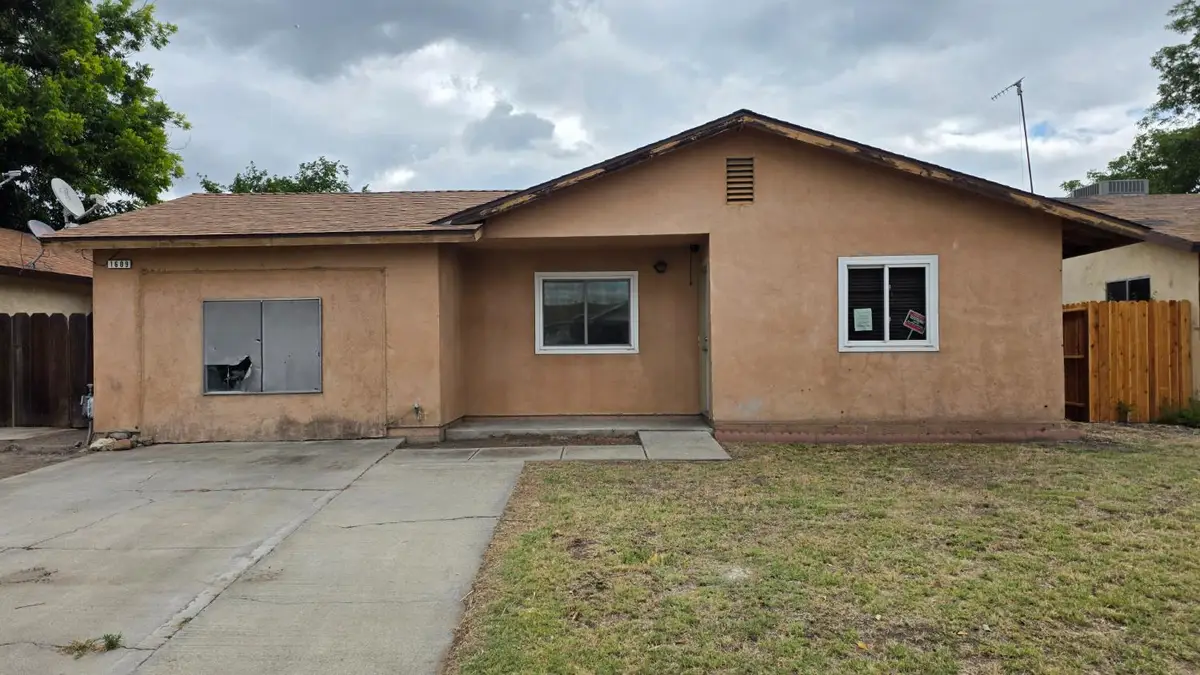1609 Kathy, Dos Palos, CA 93620 - #1