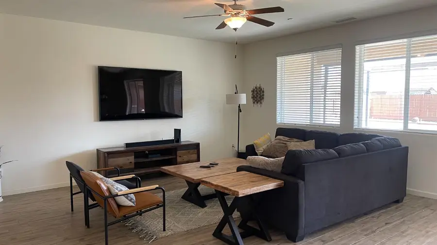 2269 Cortner Street, Hanford, CA 93230 - #3