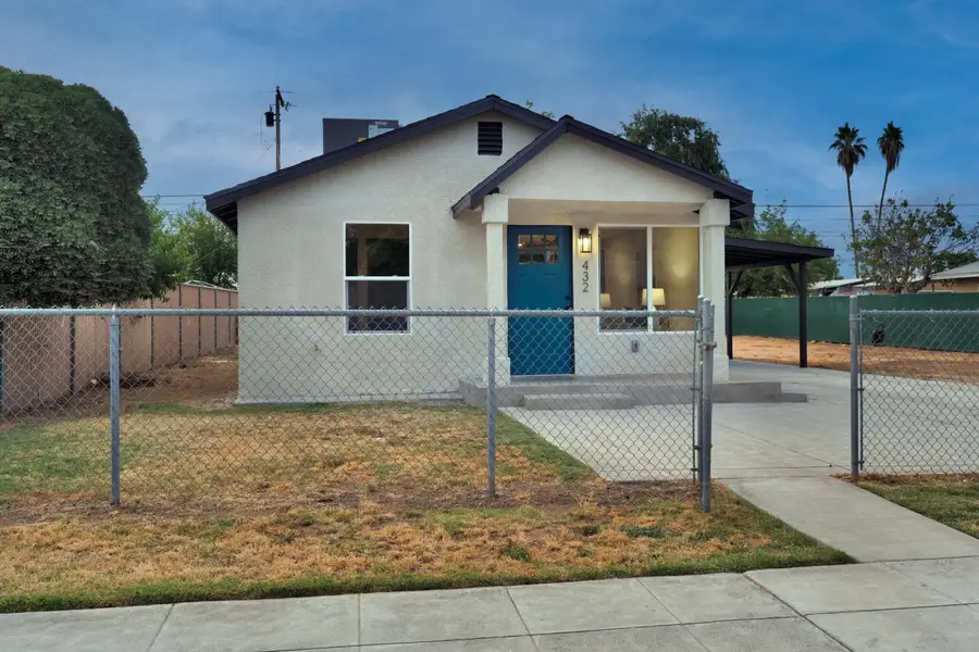 432 W Pinedale Avenue, Fresno, CA 93650 - #2