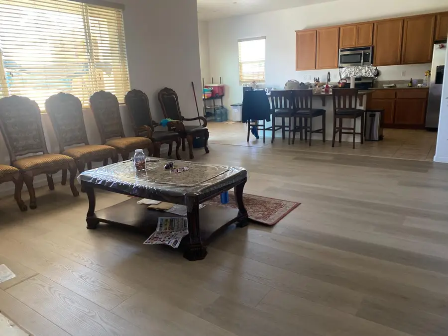 3765 N Pearwood Avenue, Fresno, CA 93727 - #3