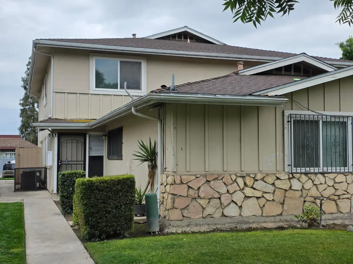2603 W Fairmont Avenue #101, Fresno, CA 93705 - #1