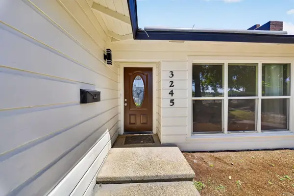 3245 E Gettysburg Avenue, Fresno, CA 93726
