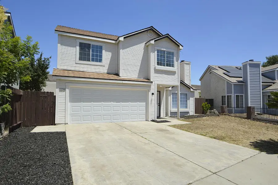 3290 N Rafael, Fresno, CA 93722 - #2