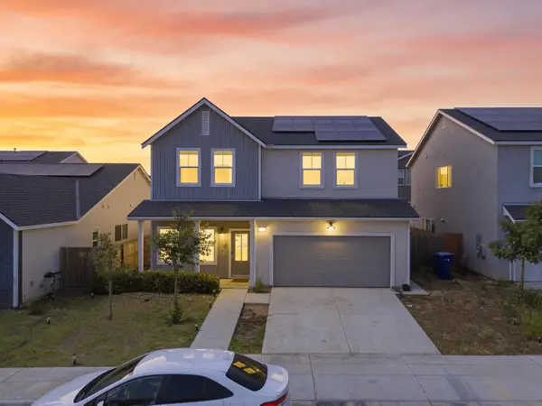 7052 W Poe Avenue, Fresno, CA 93723