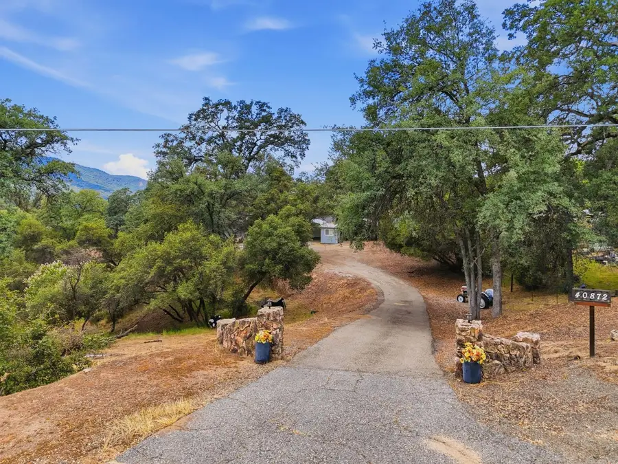 40872 Big Oak Flat Road N, Oakhurst, CA 93644 - #3