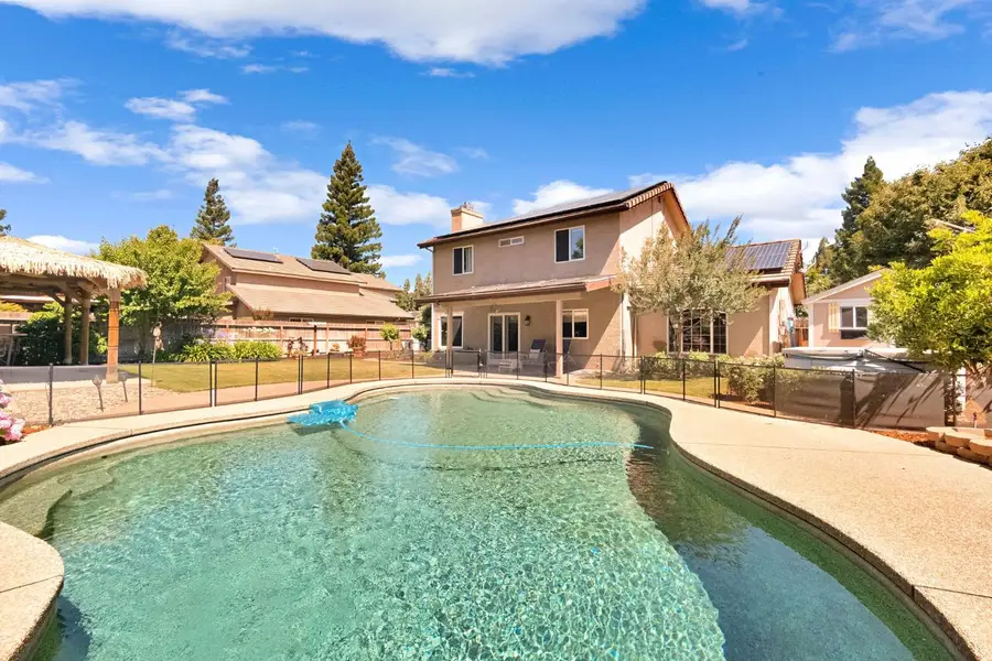 1742 Cromwell Avenue, Clovis, CA 93611 - #3