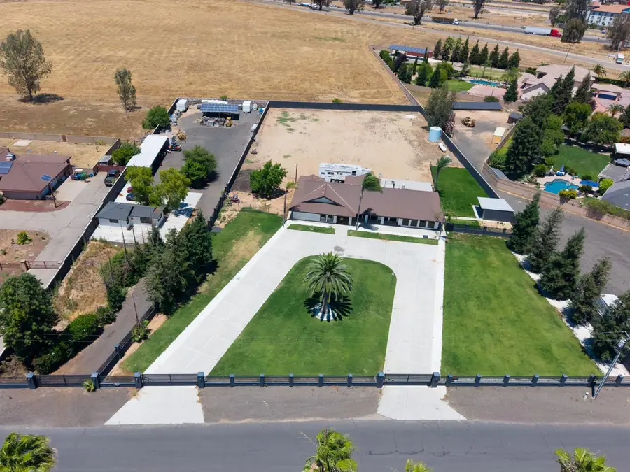 7280 W Menlo Avenue, Fresno, CA 93723 - #2